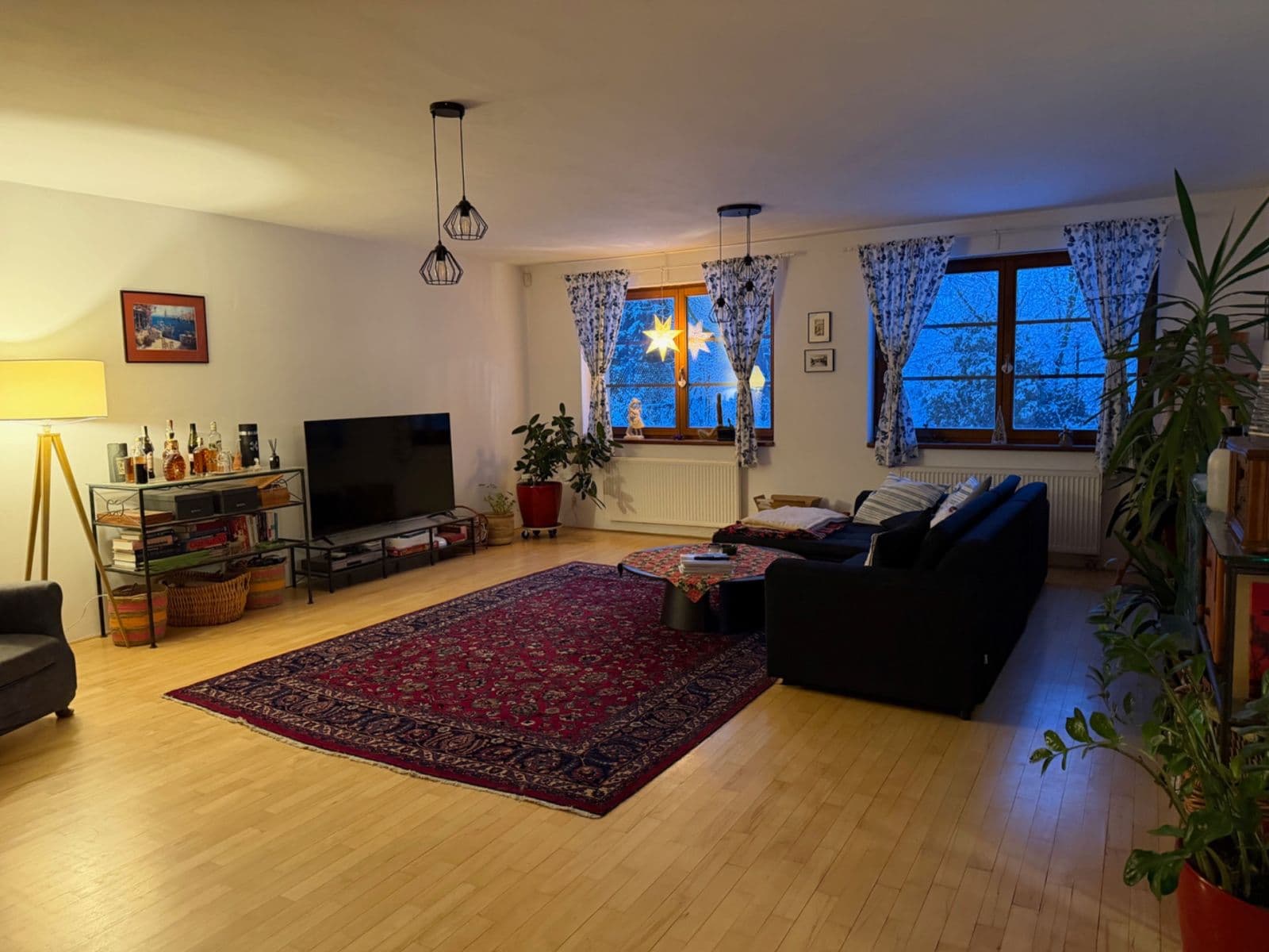 house to rent, 279 m², Edvarda Beneše, Horoměřice, Středočeský Region house to rent, 279 m², Edvarda Beneše, Horoměřice, Středočeský Region