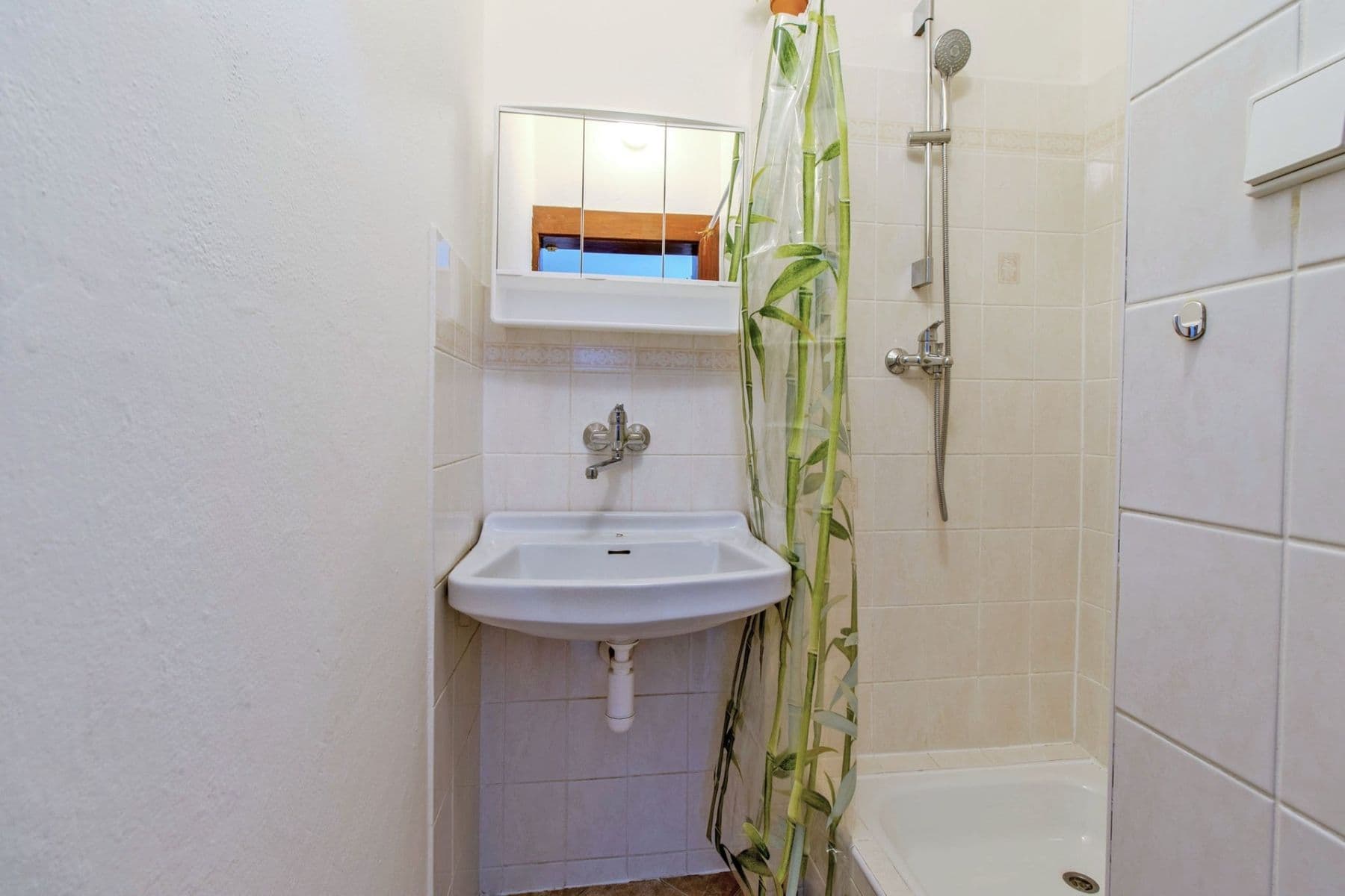 3 bedroom flat to rent, 64 m², Na rozcestí, Prague, Prague 3 bedroom flat to rent, 64 m², Na rozcestí, Prague, Prague