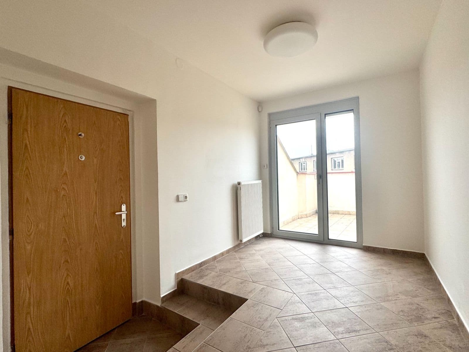 4 bedroom flat to rent, 138 m², Škroupovo náměstí, Prague, Prague 4 bedroom flat to rent, 138 m², Škroupovo náměstí, Prague, Prague