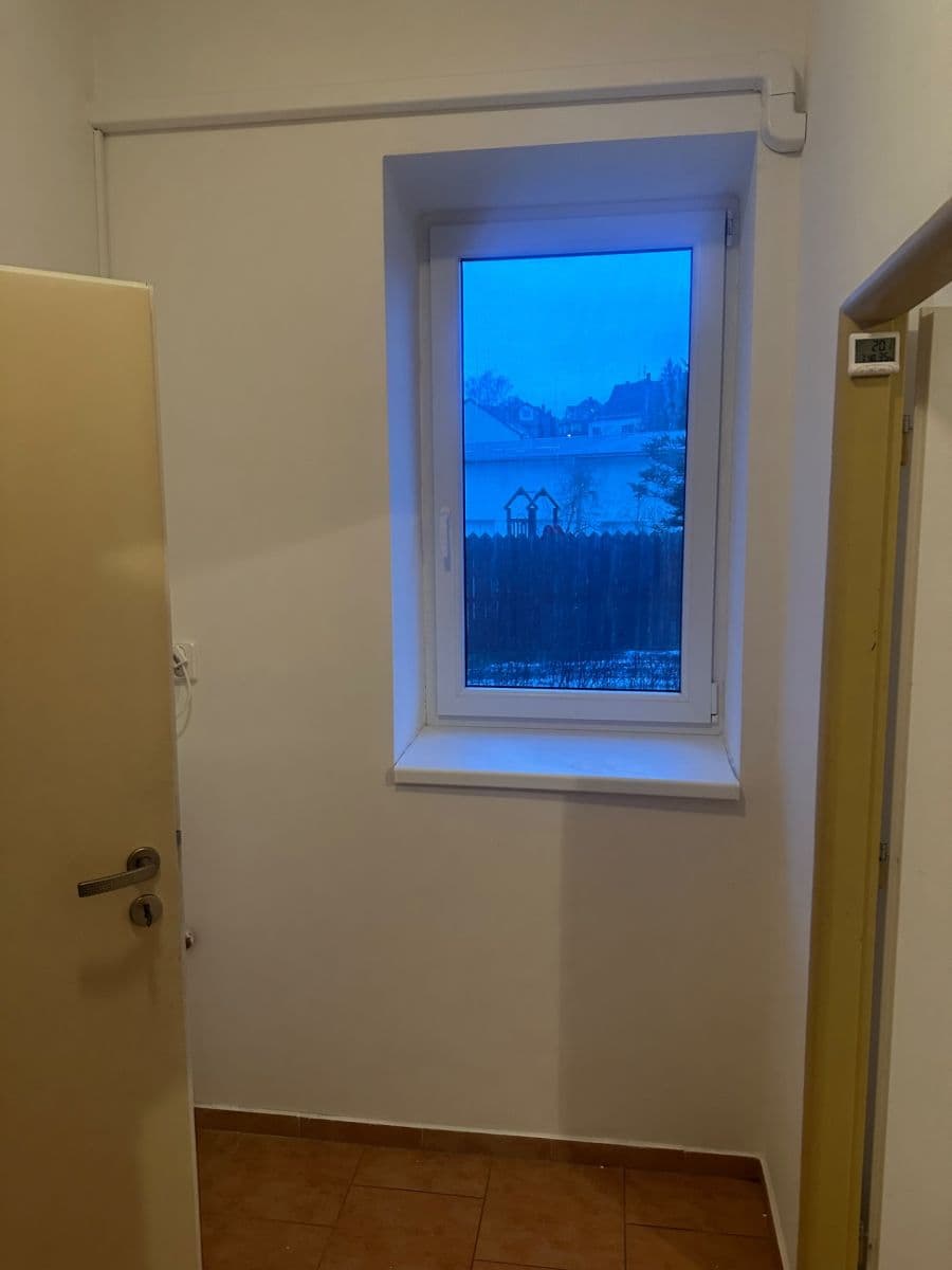 1 bedroom with open-plan kitchen flat to rent, 1 m², Husova, Louny, Ústecký Region 1 bedroom with open-plan kitchen flat to rent, 1 m², Husova, Louny, Ústecký Region