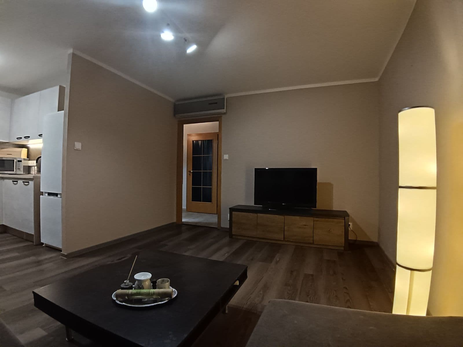 2 bedroom with open-plan kitchen flat to rent, 68 m², K Olympiku, Prague, Prague 2 bedroom with open-plan kitchen flat to rent, 68 m², K Olympiku, Prague, Prague