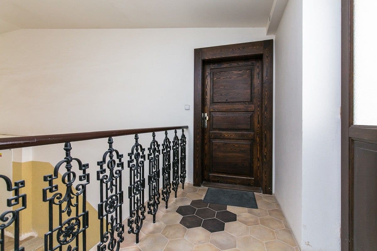 1 bedroom with open-plan kitchen flat for sale, 69 m², Prokopovo náměstí, Prague, Prague 1 bedroom with open-plan kitchen flat for sale, 69 m², Prokopovo náměstí, Prague, Prague