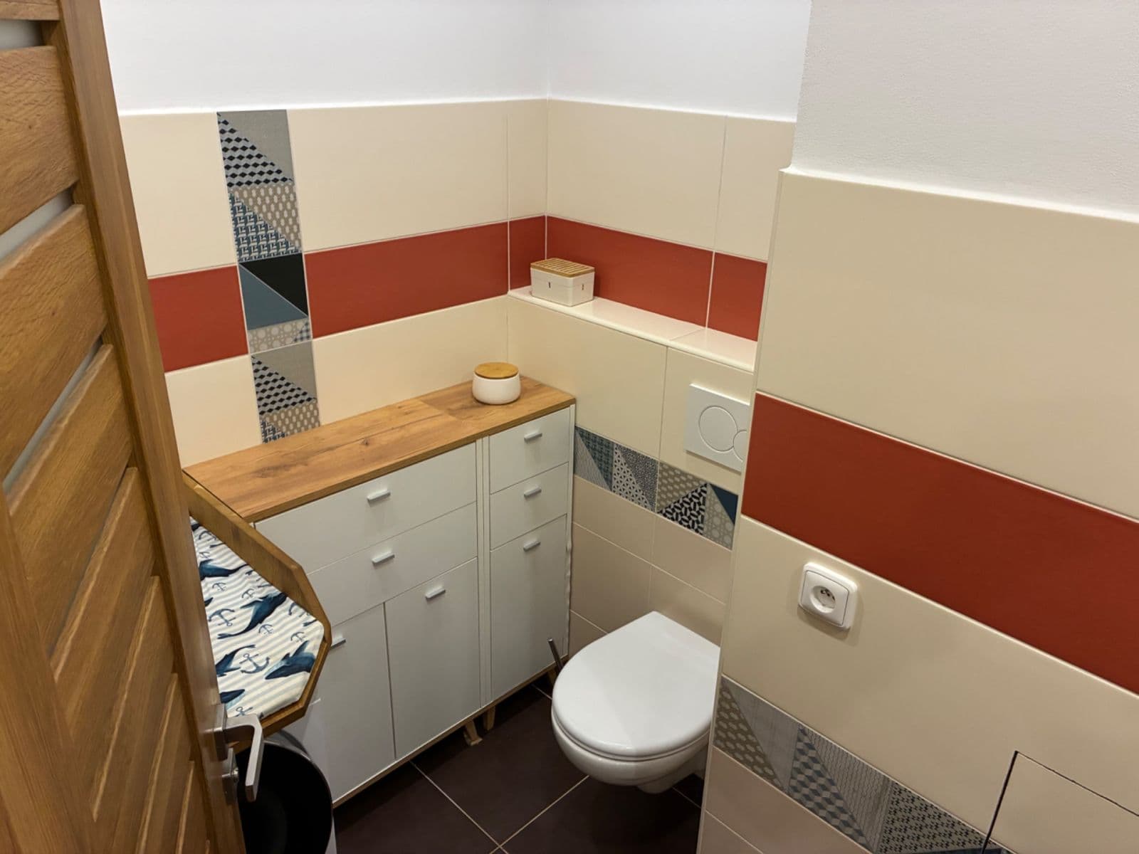 2 bedroom with open-plan kitchen flat to rent, 71 m², Prosluněná, Prague, Prague 2 bedroom with open-plan kitchen flat to rent, 71 m², Prosluněná, Prague, Prague