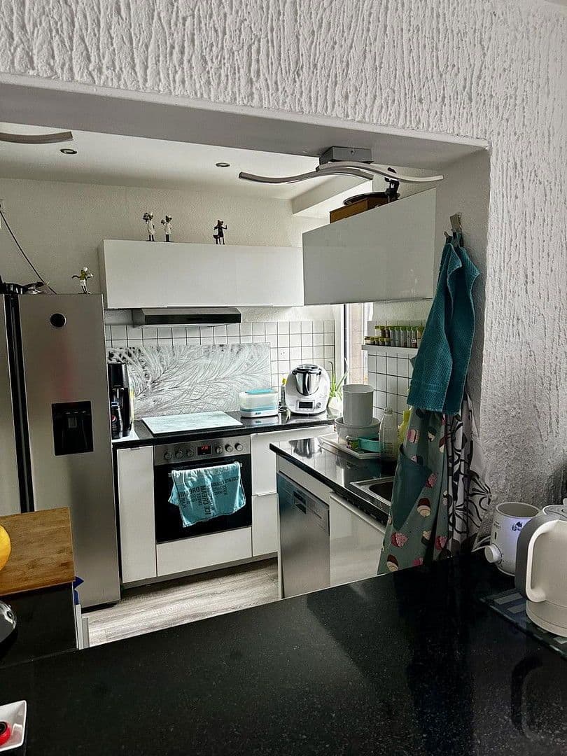 2 bedroom with open-plan kitchen flat to rent, 95 m², Bochum, North Rhine-Westphalia 2 bedroom with open-plan kitchen flat to rent, 95 m², Bochum, North Rhine-Westphalia