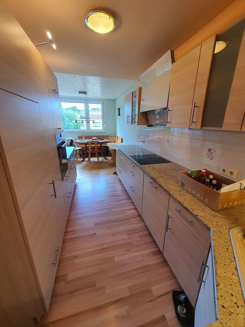 2 bedroom with open-plan kitchen flat to rent, 93 m², Pforzheim, Baden-Württemberg 2 bedroom with open-plan kitchen flat to rent, 93 m², Pforzheim, Baden-Württemberg