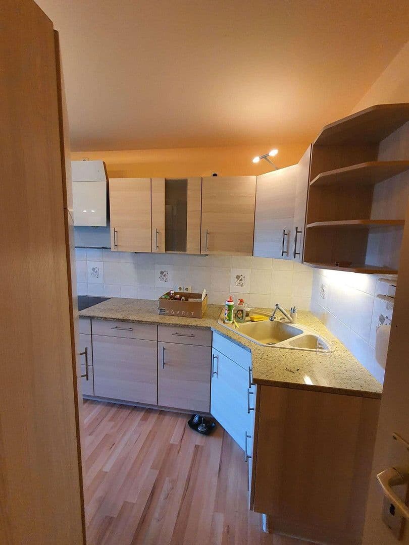 2 bedroom with open-plan kitchen flat to rent, 93 m², Pforzheim, Baden-Württemberg 2 bedroom with open-plan kitchen flat to rent, 93 m², Pforzheim, Baden-Württemberg