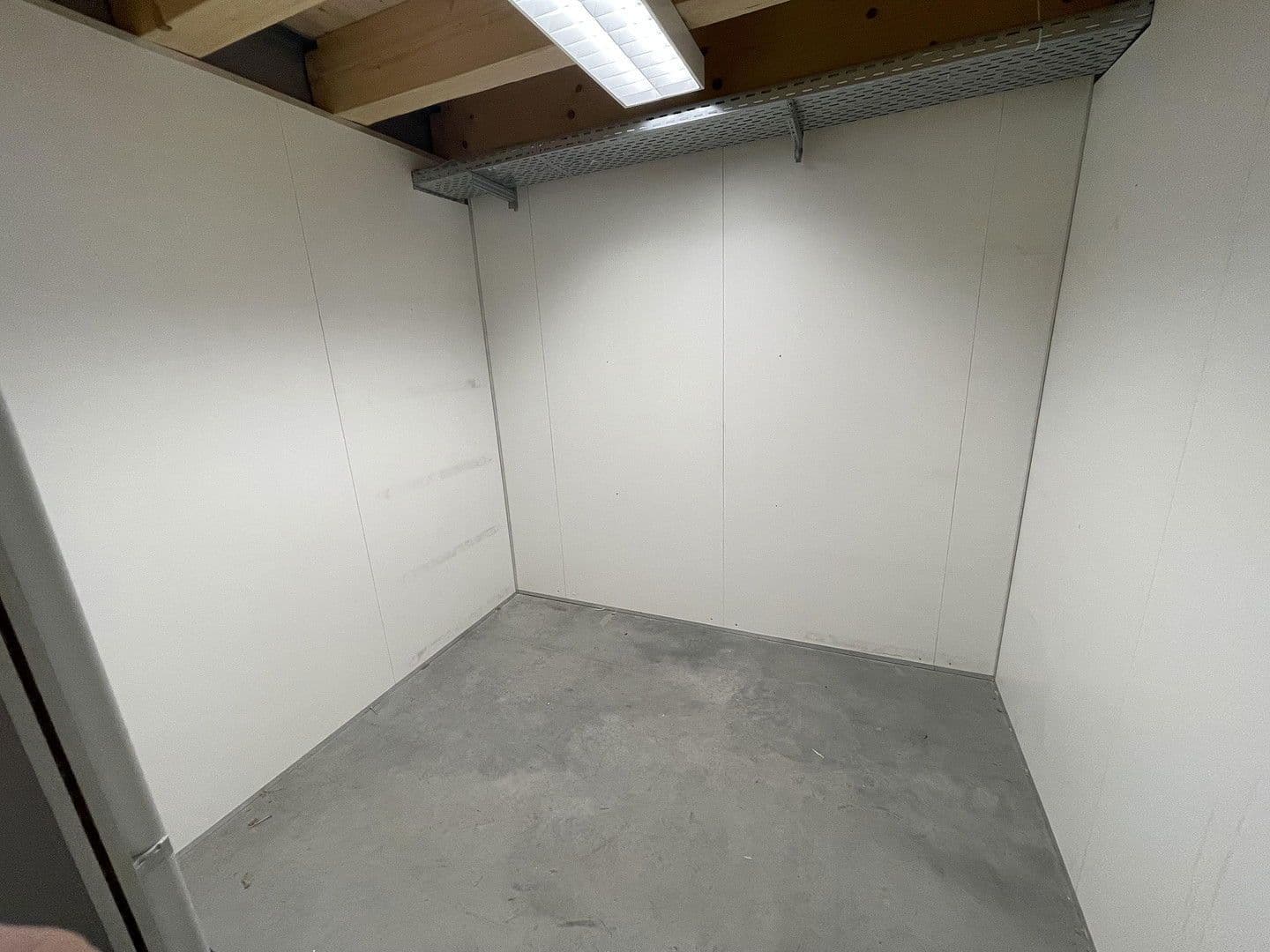 non-residential property to rent, 1,580 m², Allinger Straße 10, Vilshofen an der Donau, Bavaria non-residential property to rent, 1,580 m², Allinger Straße 10, Vilshofen an der Donau, Bavaria