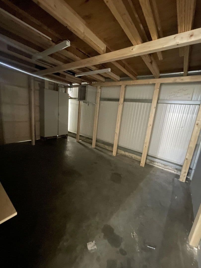 non-residential property to rent, 1,600 m², Allinger Straße 8b, Vilshofen an der Donau, Bavaria non-residential property to rent, 1,600 m², Allinger Straße 8b, Vilshofen an der Donau, Bavaria