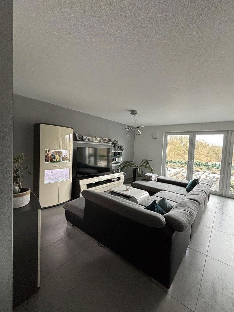 2 bedroom with open-plan kitchen flat for sale, 97 m², Oberhausen, North Rhine-Westphalia 2 bedroom with open-plan kitchen flat for sale, 97 m², Oberhausen, North Rhine-Westphalia