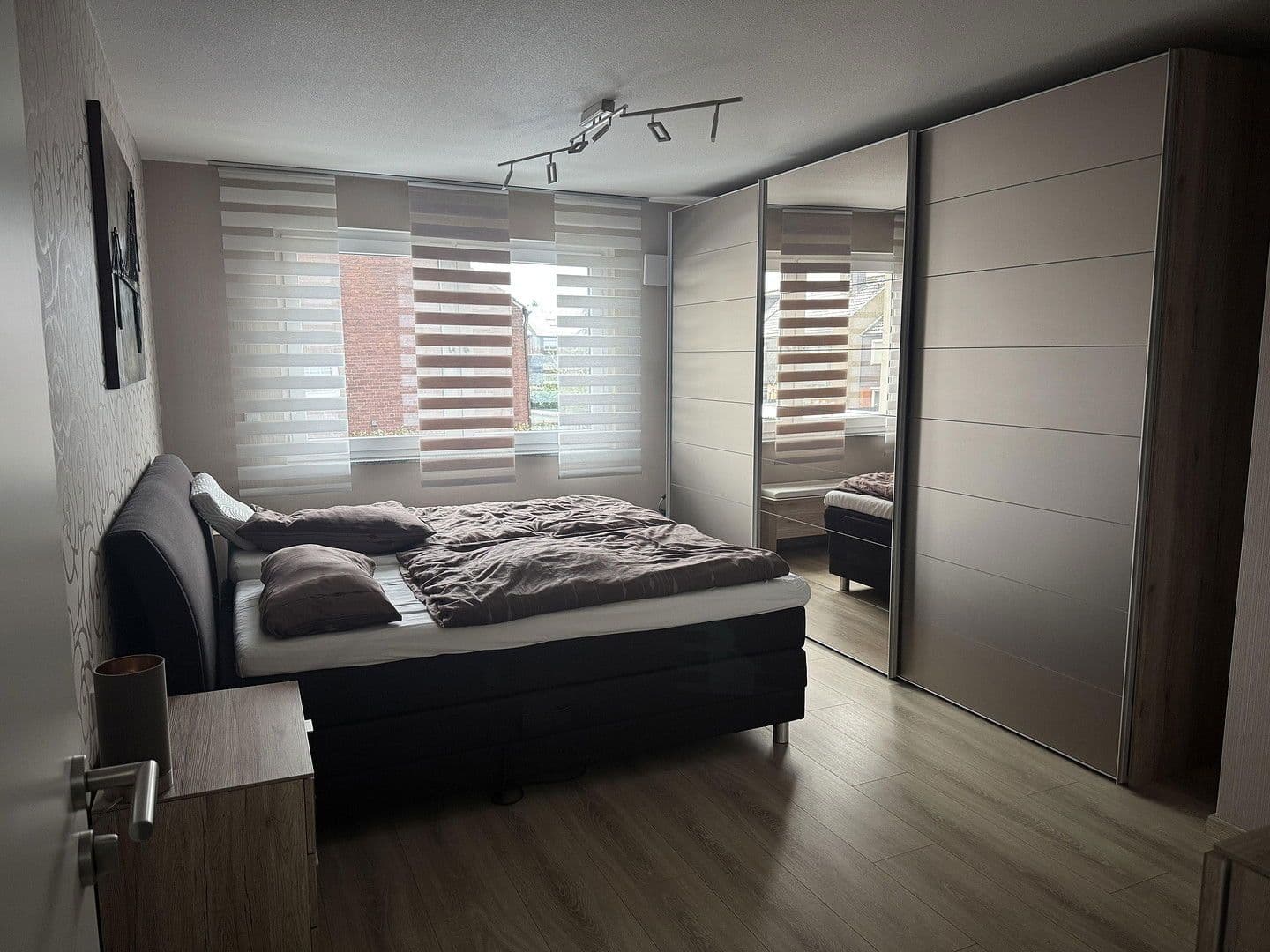 2 bedroom with open-plan kitchen flat for sale, 97 m², Oberhausen, North Rhine-Westphalia 2 bedroom with open-plan kitchen flat for sale, 97 m², Oberhausen, North Rhine-Westphalia