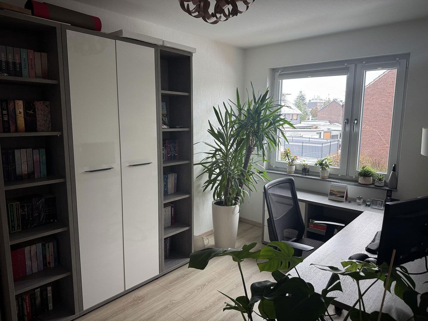 2 bedroom with open-plan kitchen flat for sale, 97 m², Oberhausen, North Rhine-Westphalia 2 bedroom with open-plan kitchen flat for sale, 97 m², Oberhausen, North Rhine-Westphalia