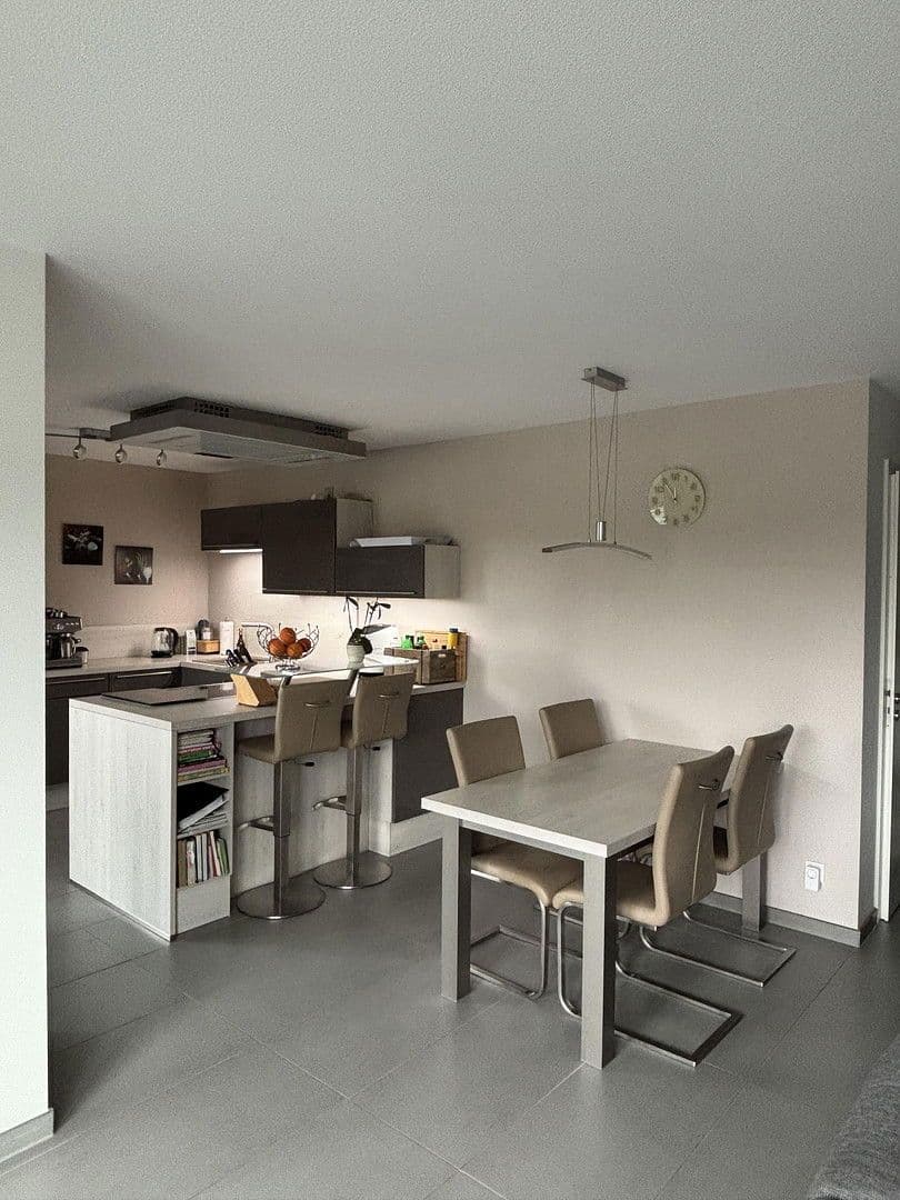 2 bedroom with open-plan kitchen flat for sale, 97 m², Oberhausen, North Rhine-Westphalia 2 bedroom with open-plan kitchen flat for sale, 97 m², Oberhausen, North Rhine-Westphalia