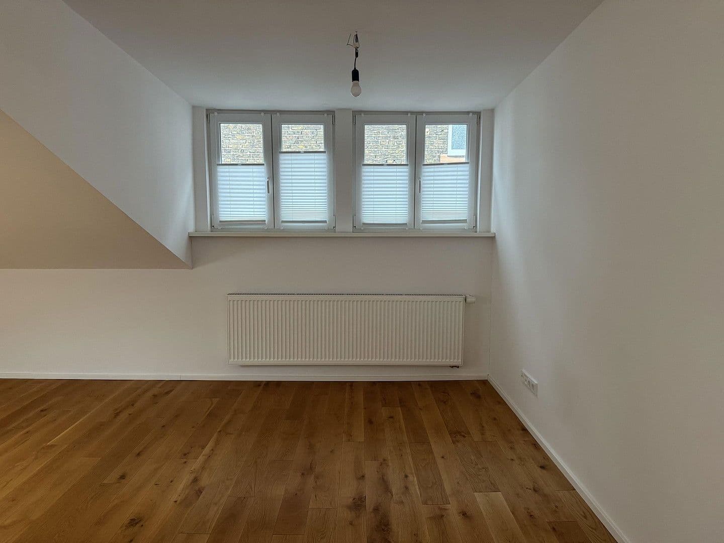 house to rent, 120 m², Frankfurt, Hesse house to rent, 120 m², Frankfurt, Hesse