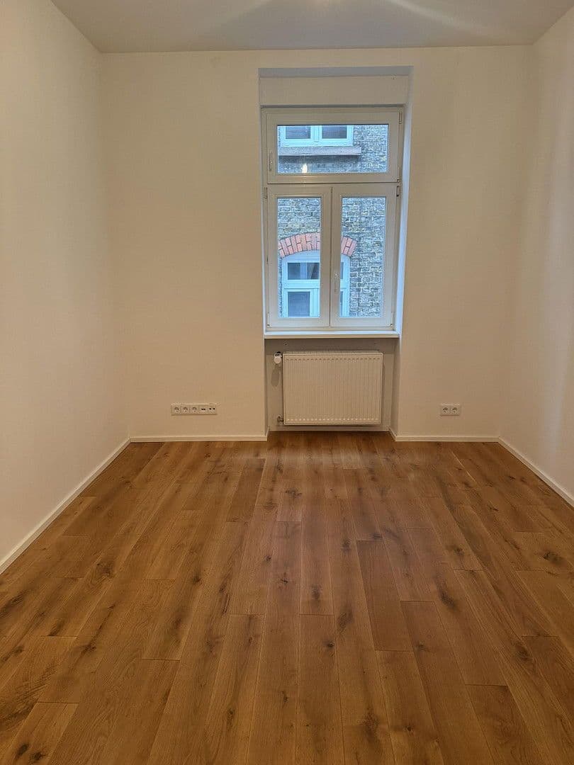 house to rent, 120 m², Frankfurt, Hesse house to rent, 120 m², Frankfurt, Hesse