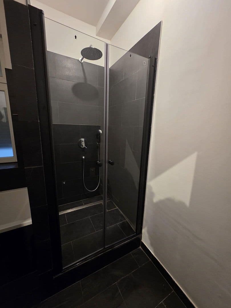 house to rent, 120 m², Frankfurt, Hesse house to rent, 120 m², Frankfurt, Hesse