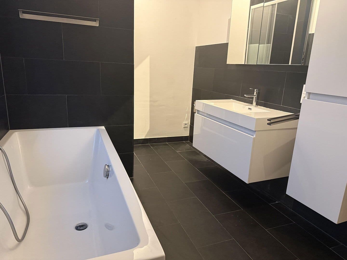 house to rent, 120 m², Frankfurt, Hesse house to rent, 120 m², Frankfurt, Hesse