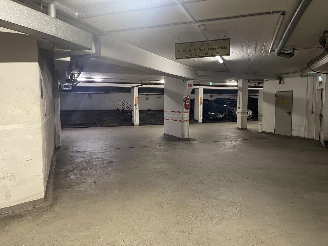 garage to rent, 0 m², Oberbilker Allee 78, Düsseldorf, North Rhine-Westphalia garage to rent, 0 m², Oberbilker Allee 78, Düsseldorf, North Rhine-Westphalia