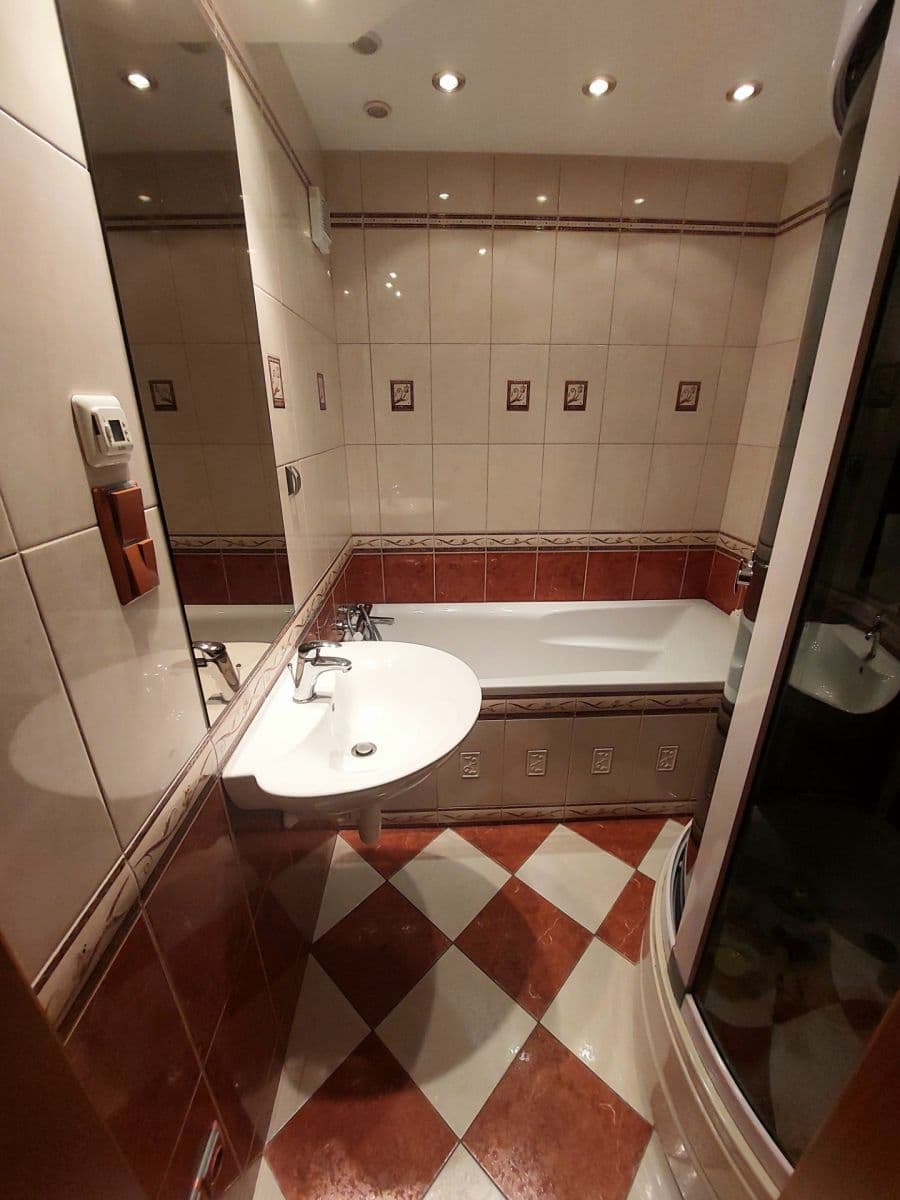 3 bedroom flat for sale, 75 m², Leopoldova, Prague, Prague 3 bedroom flat for sale, 75 m², Leopoldova, Prague, Prague