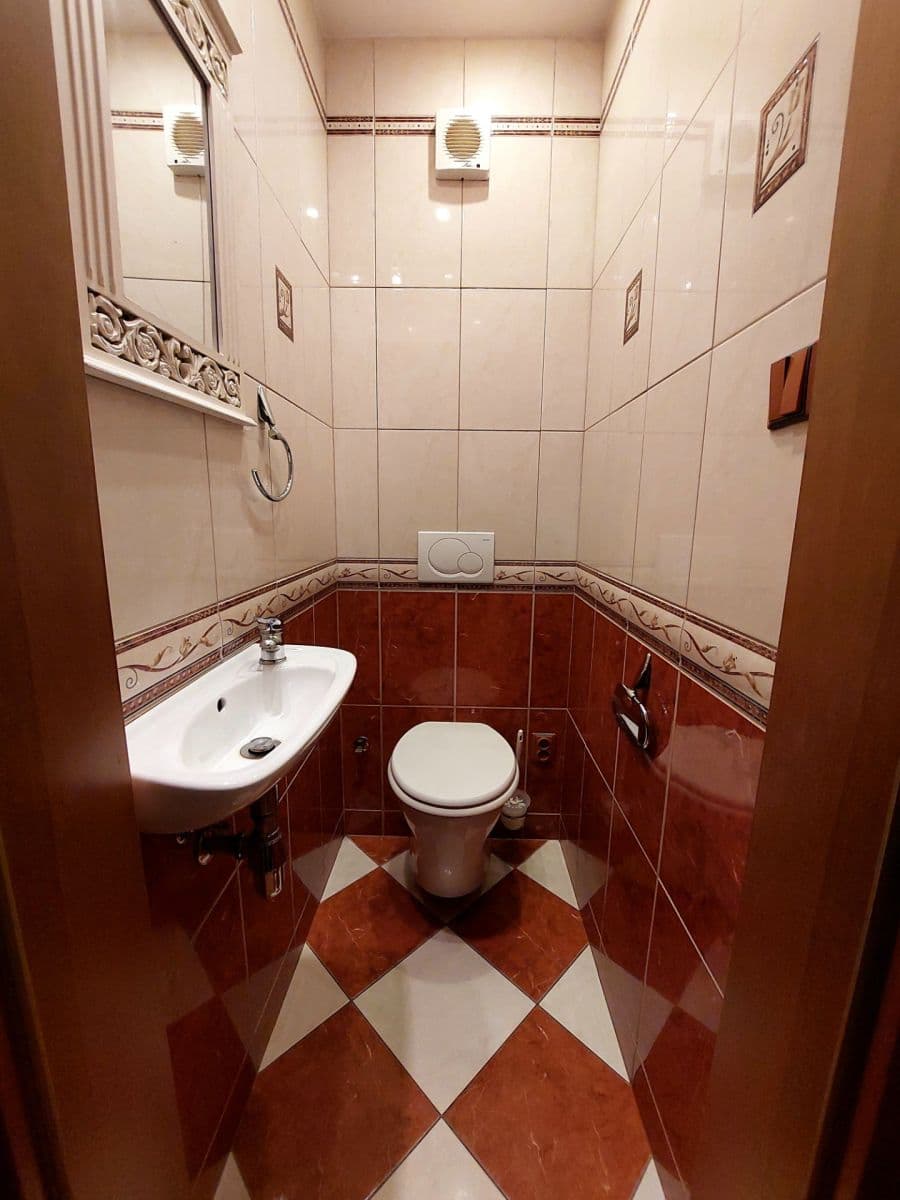 3 bedroom flat for sale, 75 m², Leopoldova, Prague, Prague 3 bedroom flat for sale, 75 m², Leopoldova, Prague, Prague