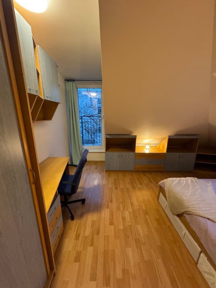 3 bedroom flat to rent, 50 m², Svätoplukova, Ružinov, Bratislavský Region 3 bedroom flat to rent, 50 m², Svätoplukova, Ružinov, Bratislavský Region