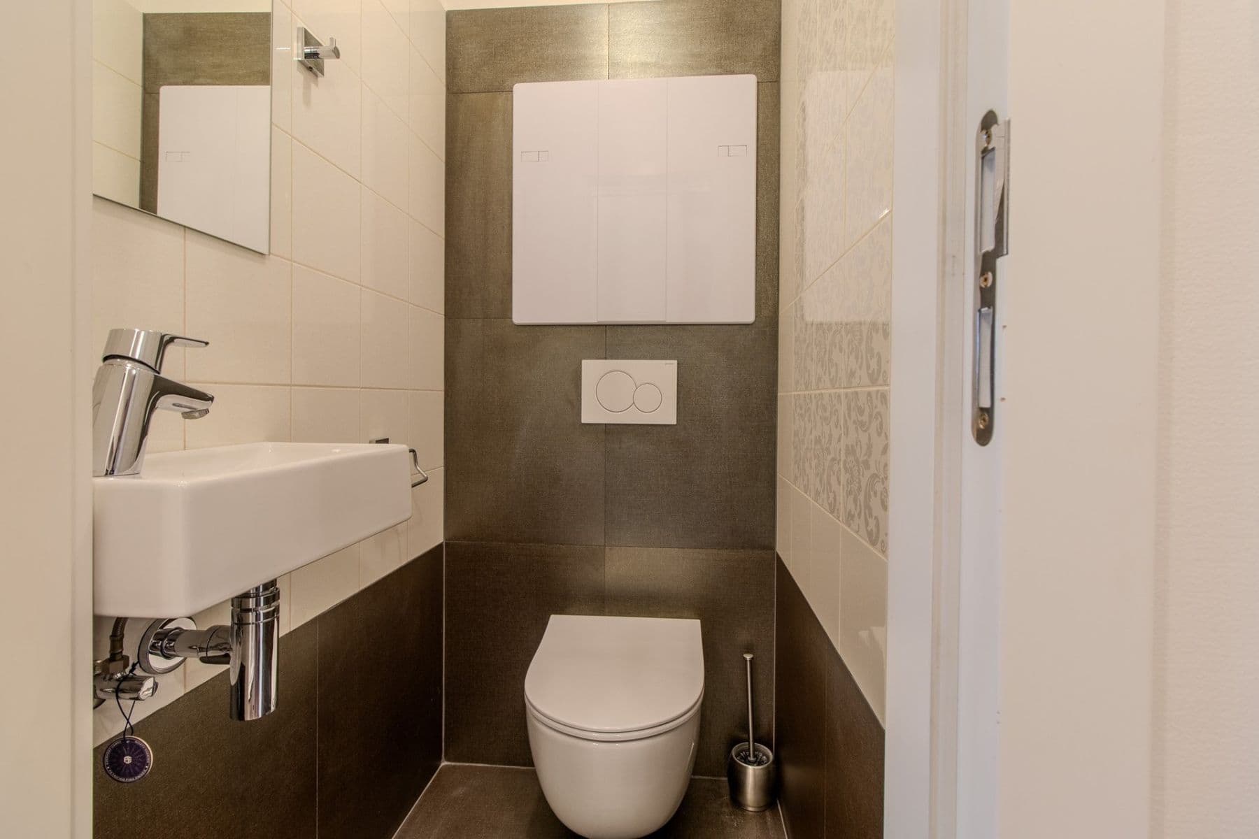 3 bedroom with open-plan kitchen flat to rent, 88 m², Kloboučnická, Prague, Prague 3 bedroom with open-plan kitchen flat to rent, 88 m², Kloboučnická, Prague, Prague