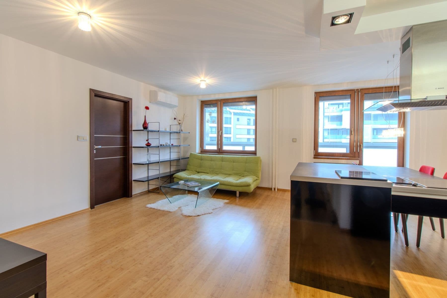 3 bedroom with open-plan kitchen flat to rent, 88 m², Kloboučnická, Prague, Prague 3 bedroom with open-plan kitchen flat to rent, 88 m², Kloboučnická, Prague, Prague