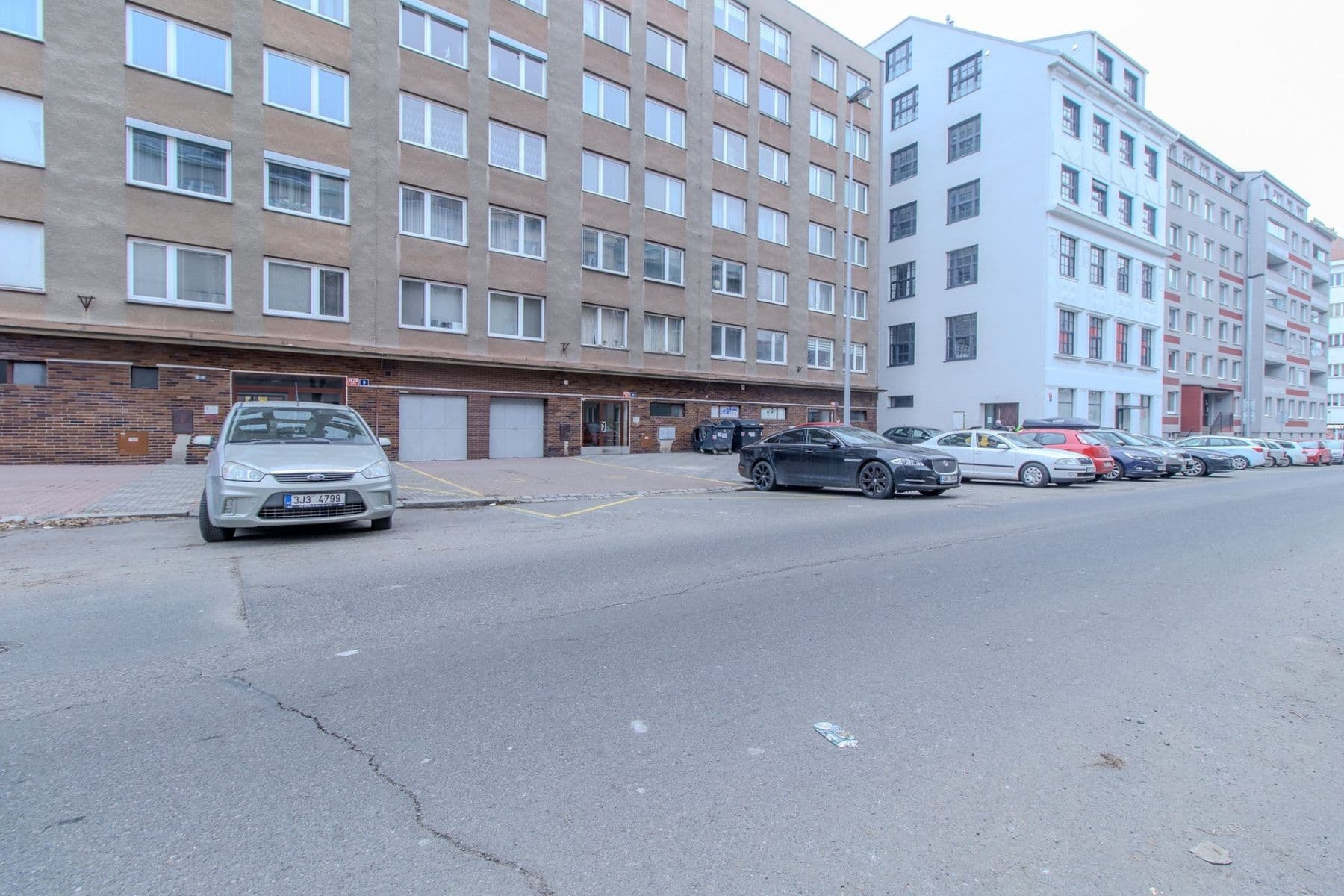 3 bedroom with open-plan kitchen flat to rent, 88 m², Kloboučnická, Prague, Prague 3 bedroom with open-plan kitchen flat to rent, 88 m², Kloboučnická, Prague, Prague