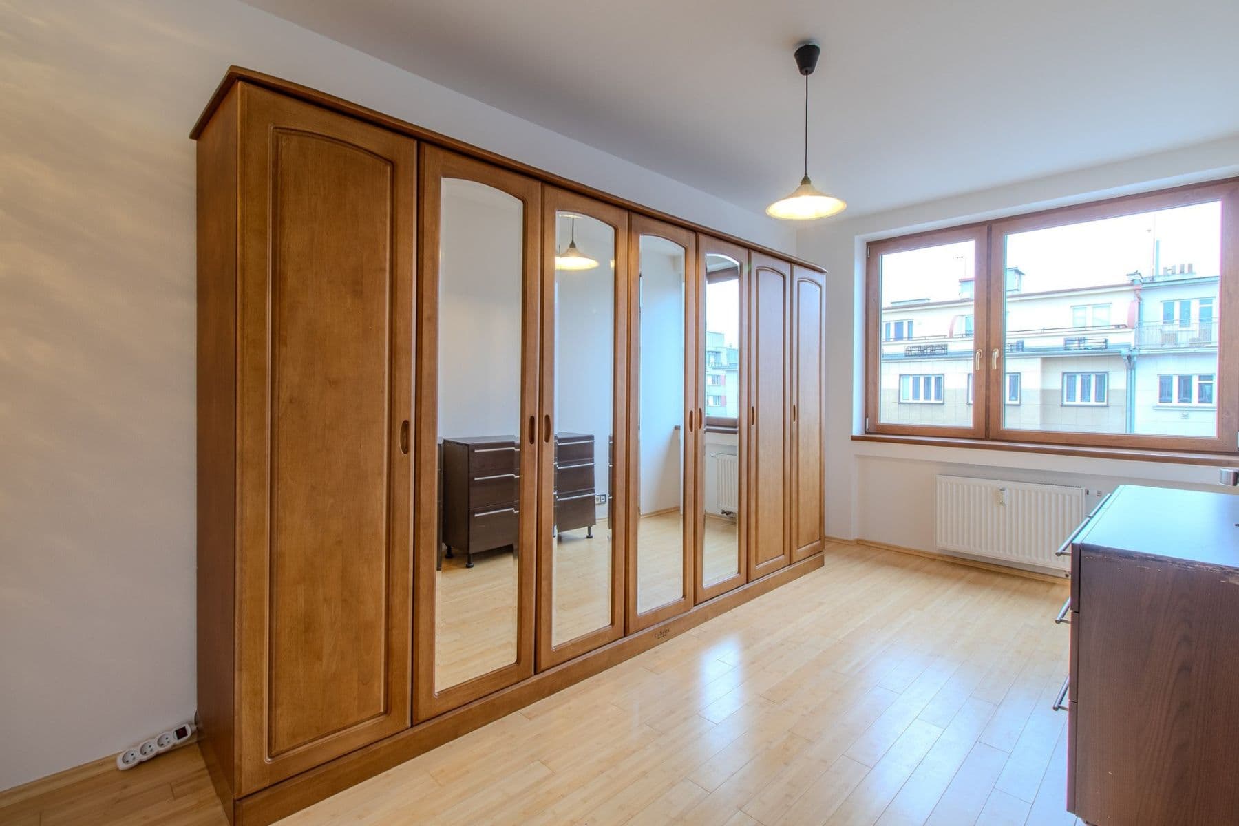 3 bedroom with open-plan kitchen flat to rent, 88 m², Kloboučnická, Prague, Prague 3 bedroom with open-plan kitchen flat to rent, 88 m², Kloboučnická, Prague, Prague