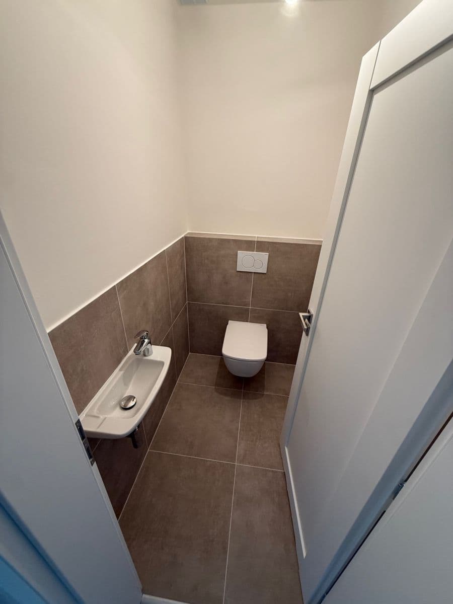 3 bedroom with open-plan kitchen flat for sale, 110 m², Strančice, Středočeský Region 3 bedroom with open-plan kitchen flat for sale, 110 m², Strančice, Středočeský Region