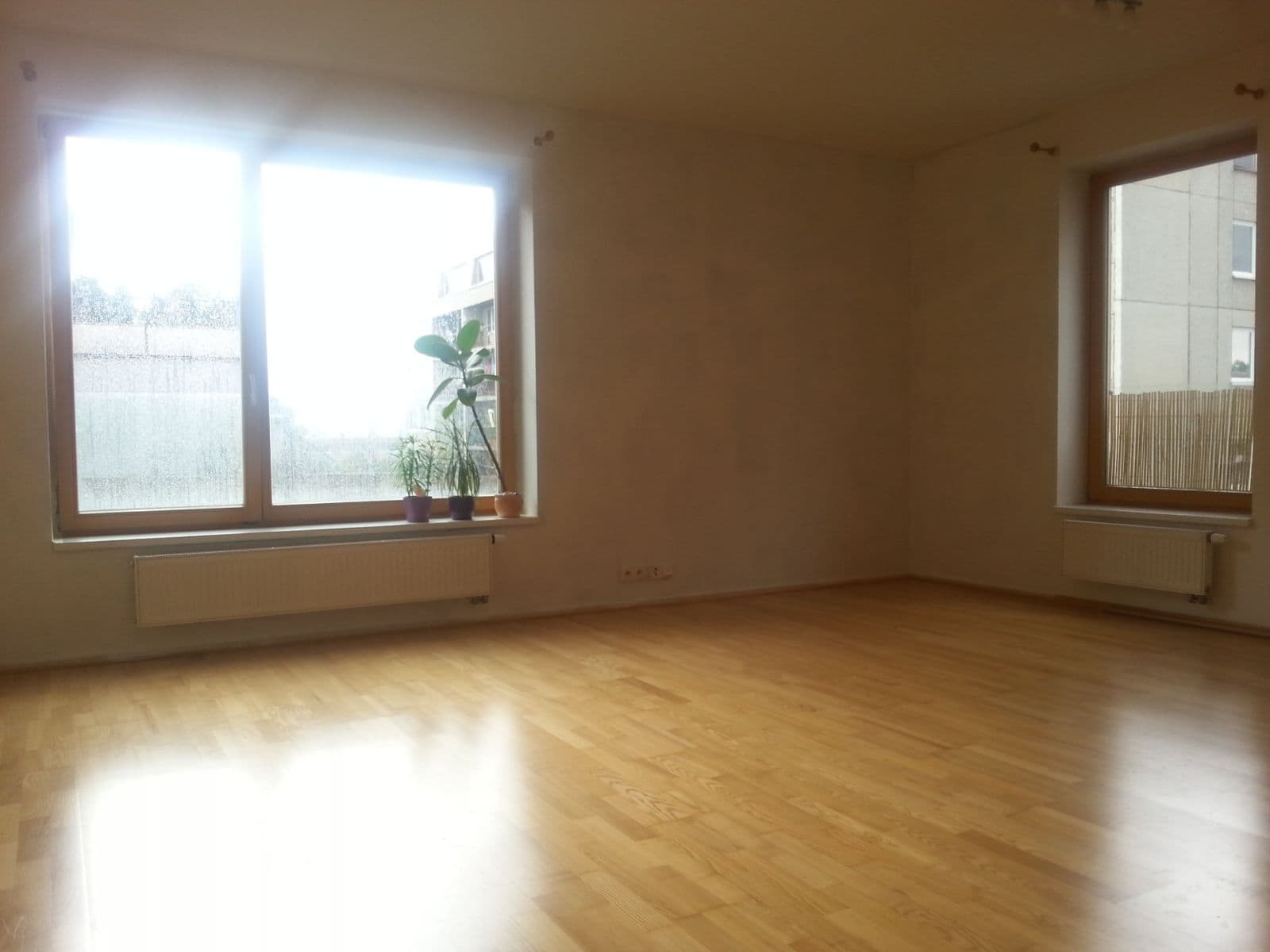 1 bedroom with open-plan kitchen flat to rent, 55 m², Jeseniova, Prague, Prague 1 bedroom with open-plan kitchen flat to rent, 55 m², Jeseniova, Prague, Prague