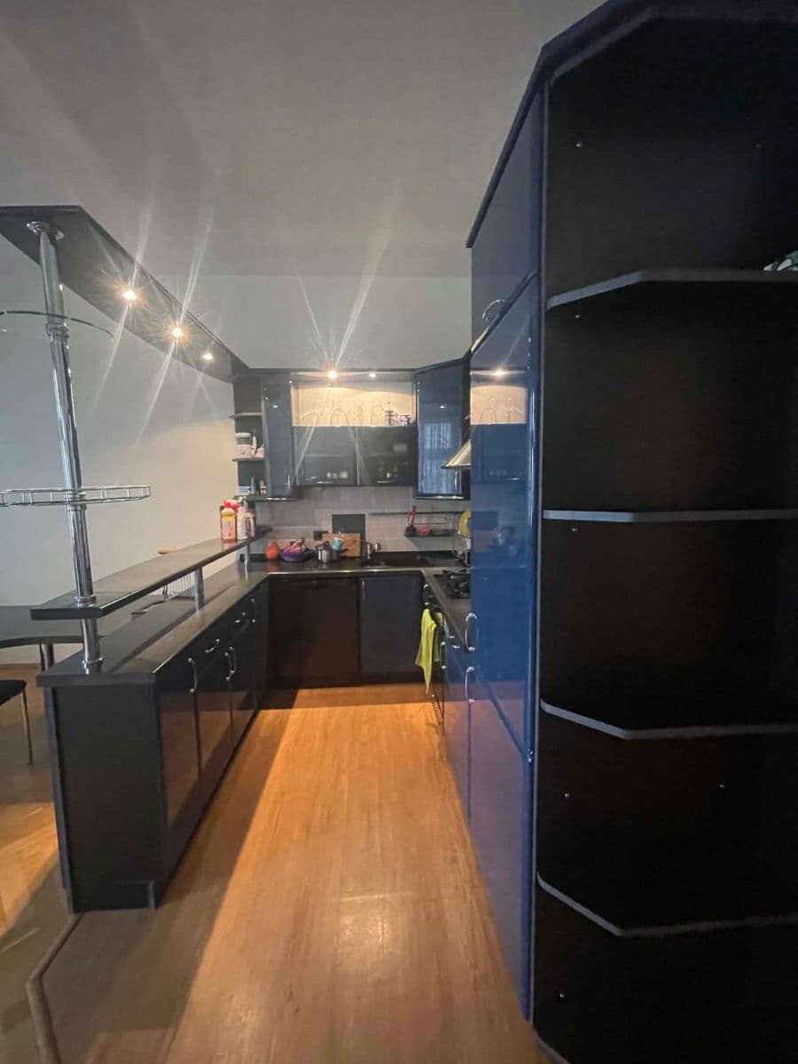 2 bedroom with open-plan kitchen flat to rent, 75 m², Krymská, Prague, Prague 2 bedroom with open-plan kitchen flat to rent, 75 m², Krymská, Prague, Prague