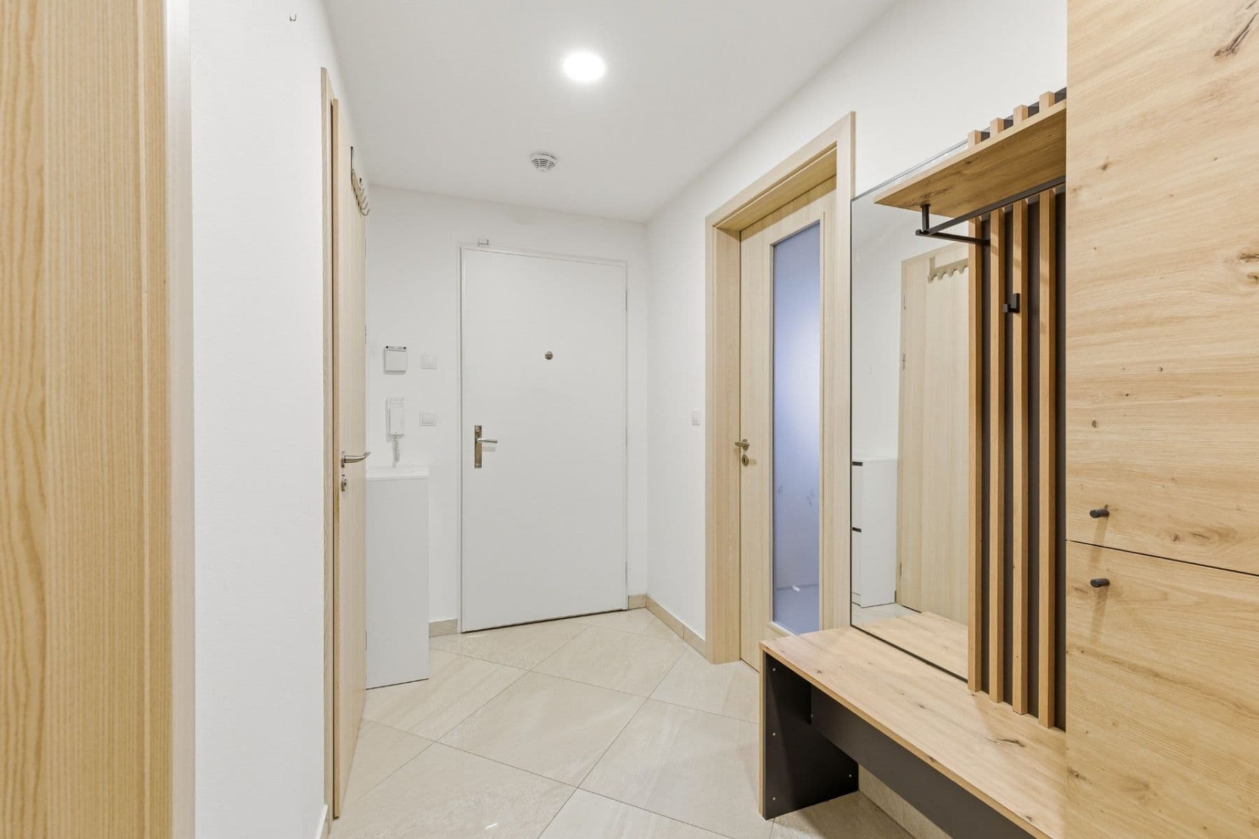 2 bedroom with open-plan kitchen flat for sale, 70 m², Klausova, Prague, Prague 2 bedroom with open-plan kitchen flat for sale, 70 m², Klausova, Prague, Prague