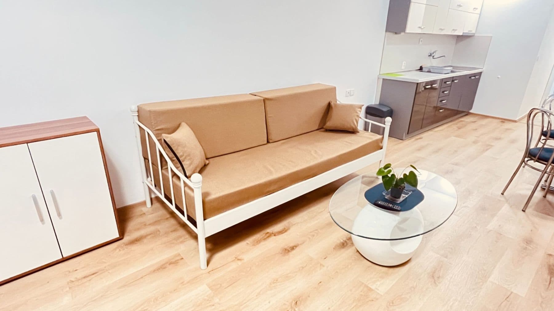 Studio flat to rent, 40 m², Na Moklině, Prague, Prague Studio flat to rent, 40 m², Na Moklině, Prague, Prague