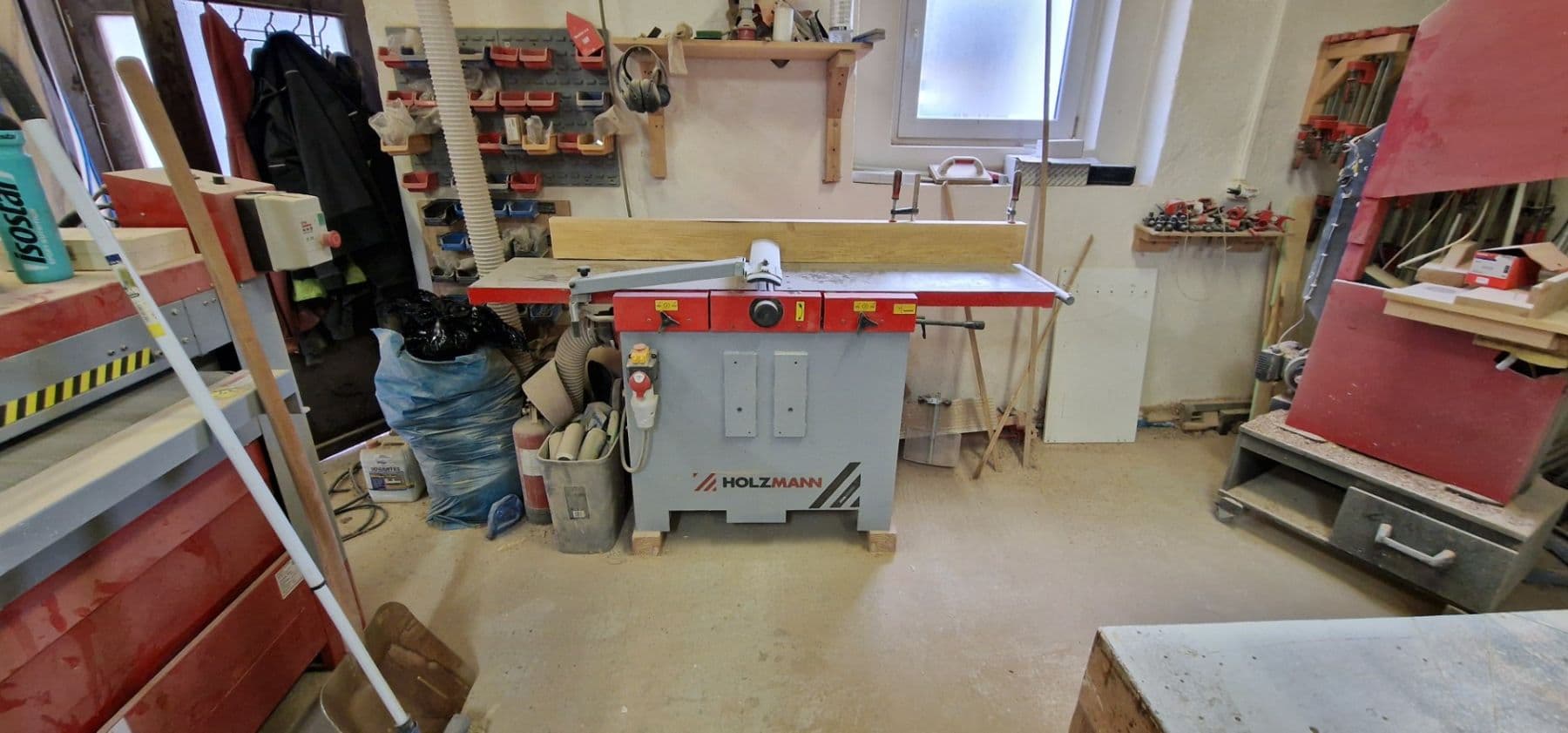 non-residential property to rent, 100 m², J. Štulíka, Zvole, Středočeský Region non-residential property to rent, 100 m², J. Štulíka, Zvole, Středočeský Region