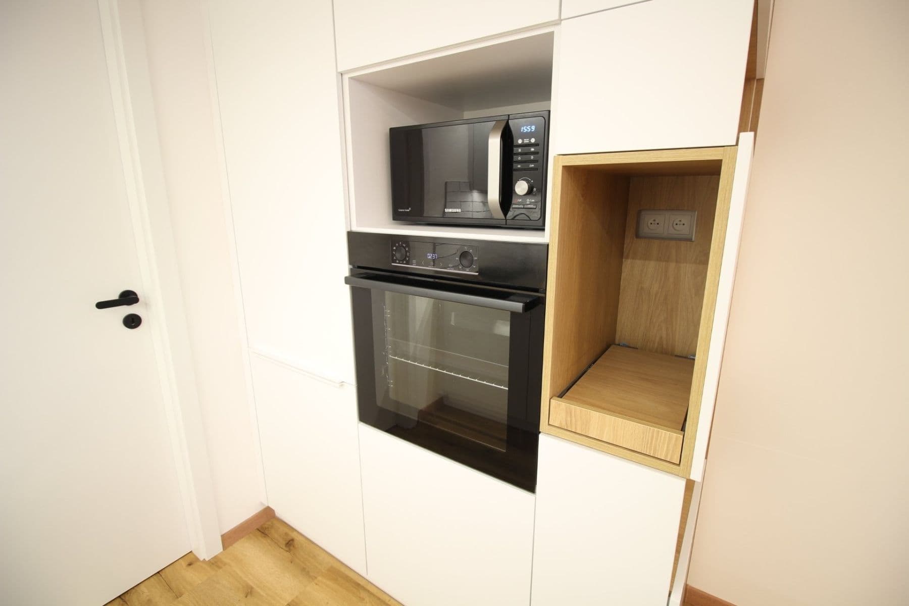 2 bedroom with open-plan kitchen flat to rent, 60 m², Kosmonautů, Mělník, Středočeský Region 2 bedroom with open-plan kitchen flat to rent, 60 m², Kosmonautů, Mělník, Středočeský Region