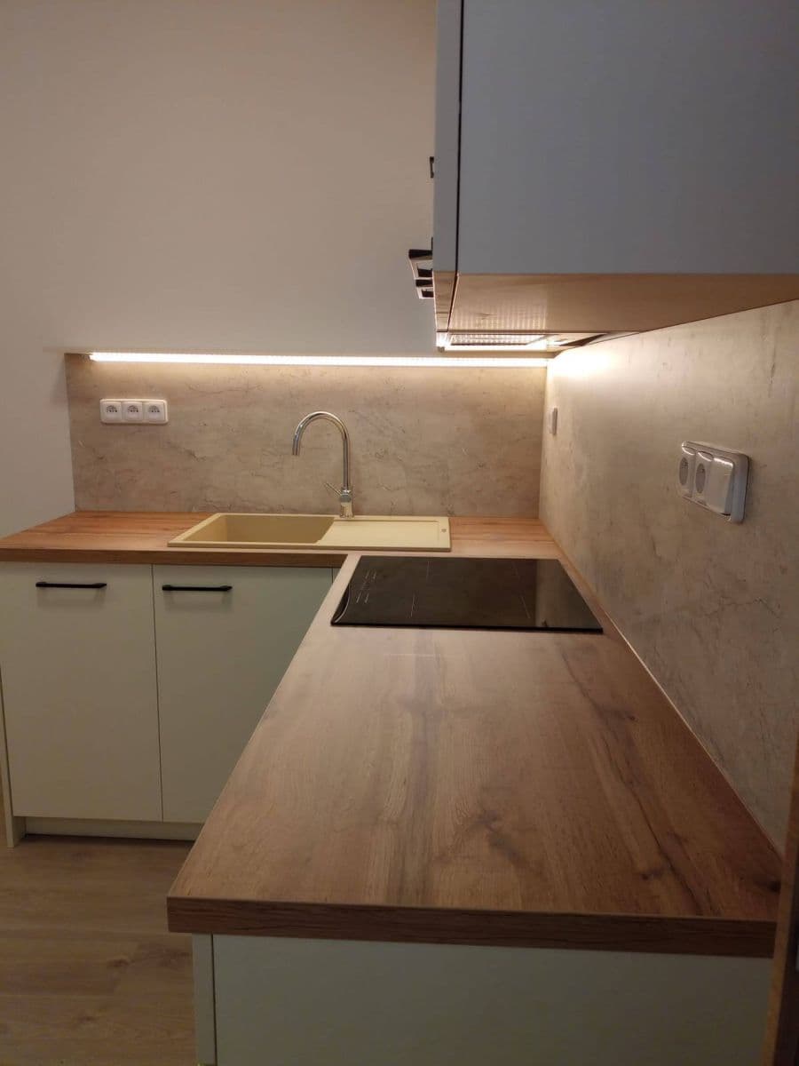 Studio flat to rent, 23 m², Augustina Lukeše, Brandýs nad Labem-Stará Boleslav, Středočeský Region Studio flat to rent, 23 m², Augustina Lukeše, Brandýs nad Labem-Stará Boleslav, Středočeský Region