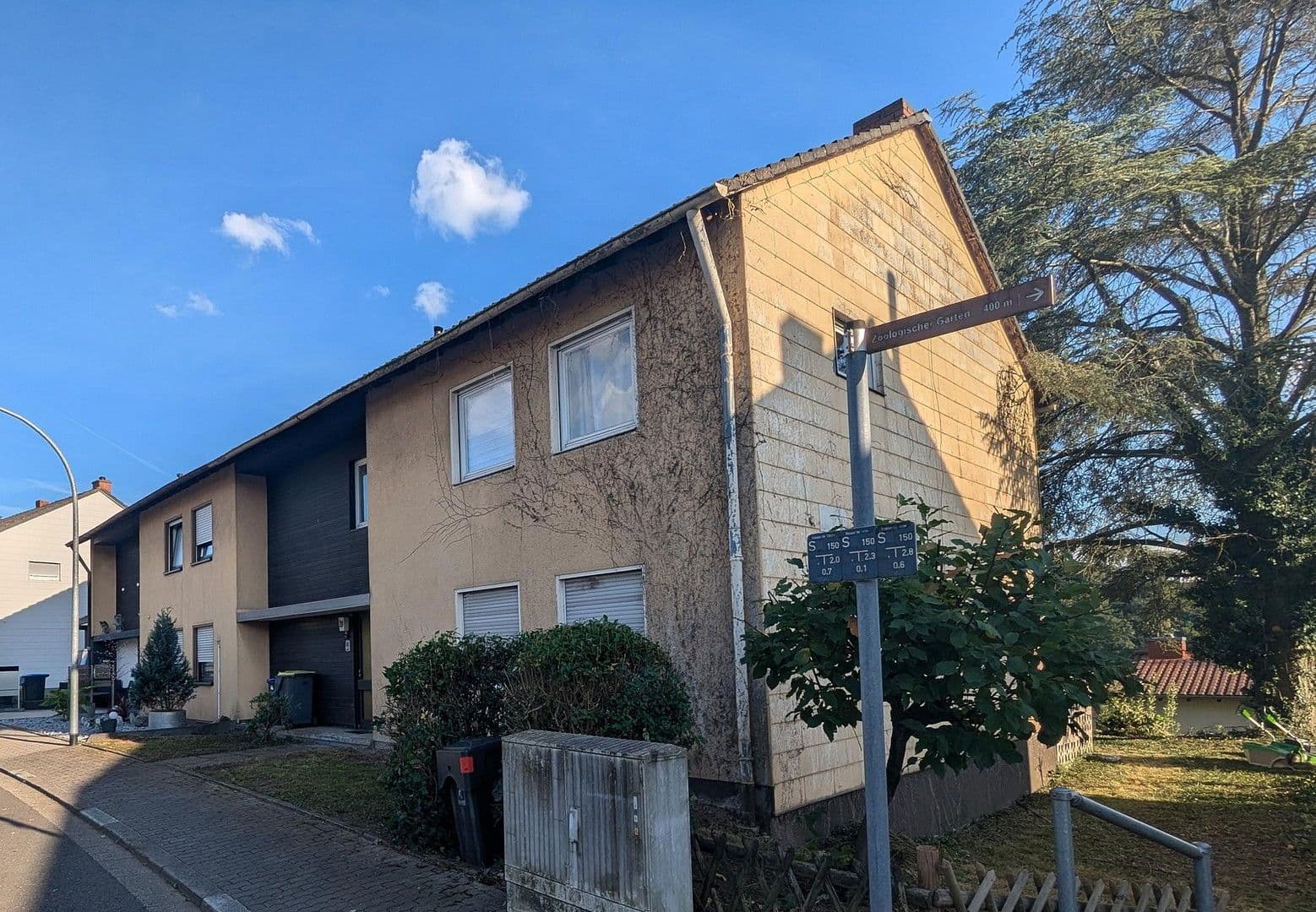 house for sale, 160 m², Nussbaumstraße 20, Saarbrücken, Saarland house for sale, 160 m², Nussbaumstraße 20, Saarbrücken, Saarland