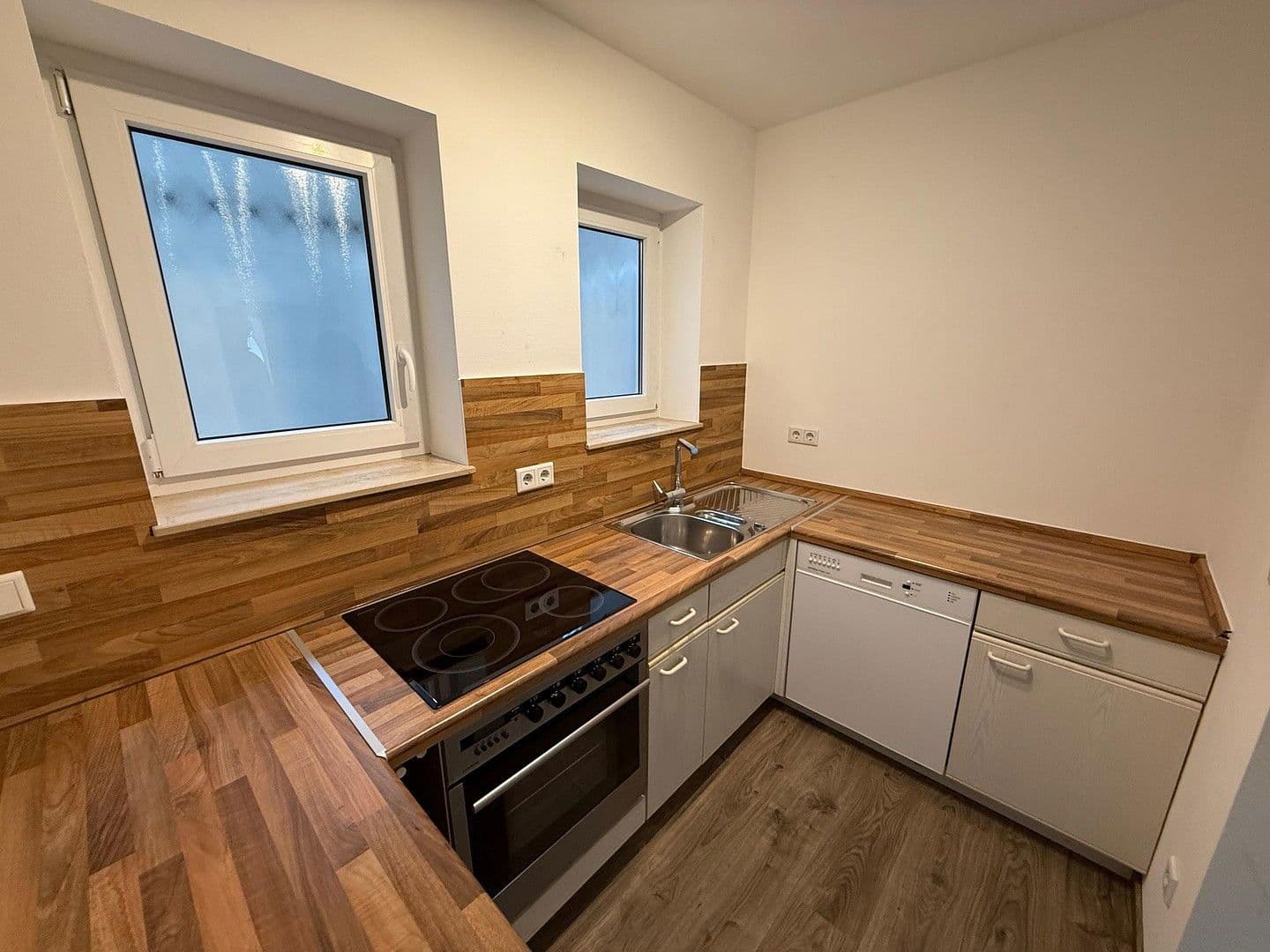 house for sale, 322 m², Künzell, Hesse house for sale, 322 m², Künzell, Hesse