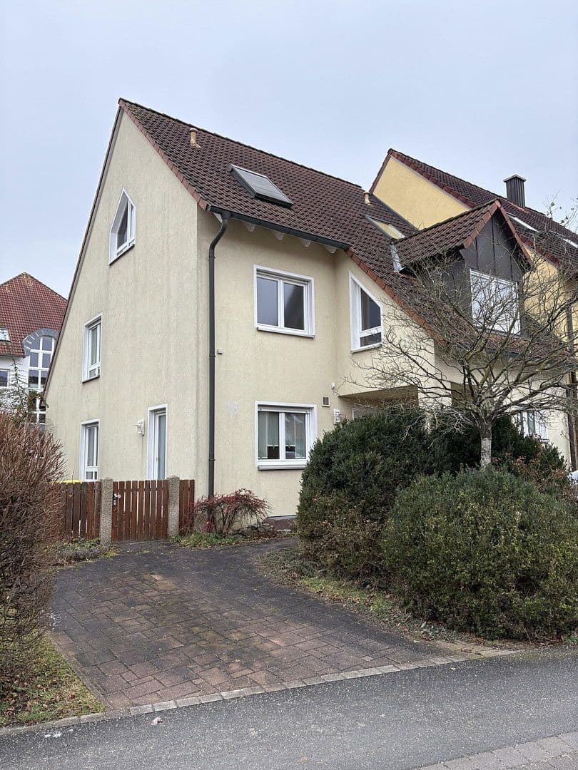 house for sale, 137 m², Oberasbach, Bavaria house for sale, 137 m², Oberasbach, Bavaria