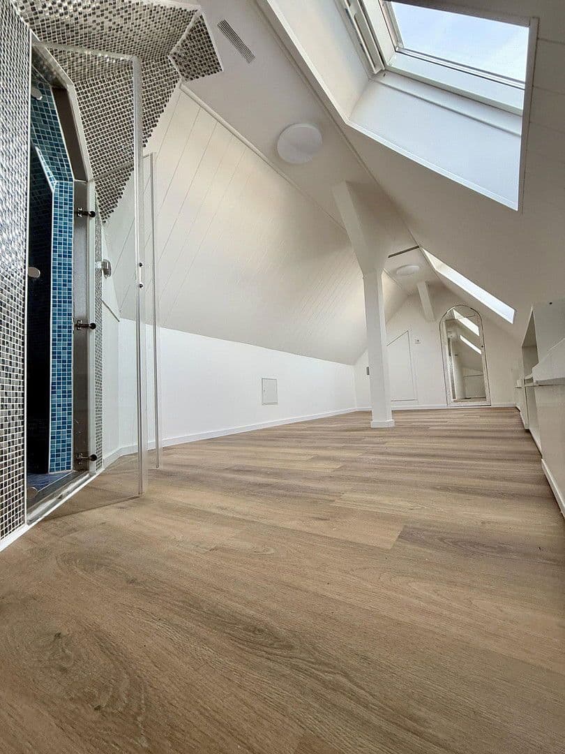 4 bedroom flat to rent, 80 m², Altstadtstraße 25, Leverkusen, North Rhine-Westphalia 4 bedroom flat to rent, 80 m², Altstadtstraße 25, Leverkusen, North Rhine-Westphalia