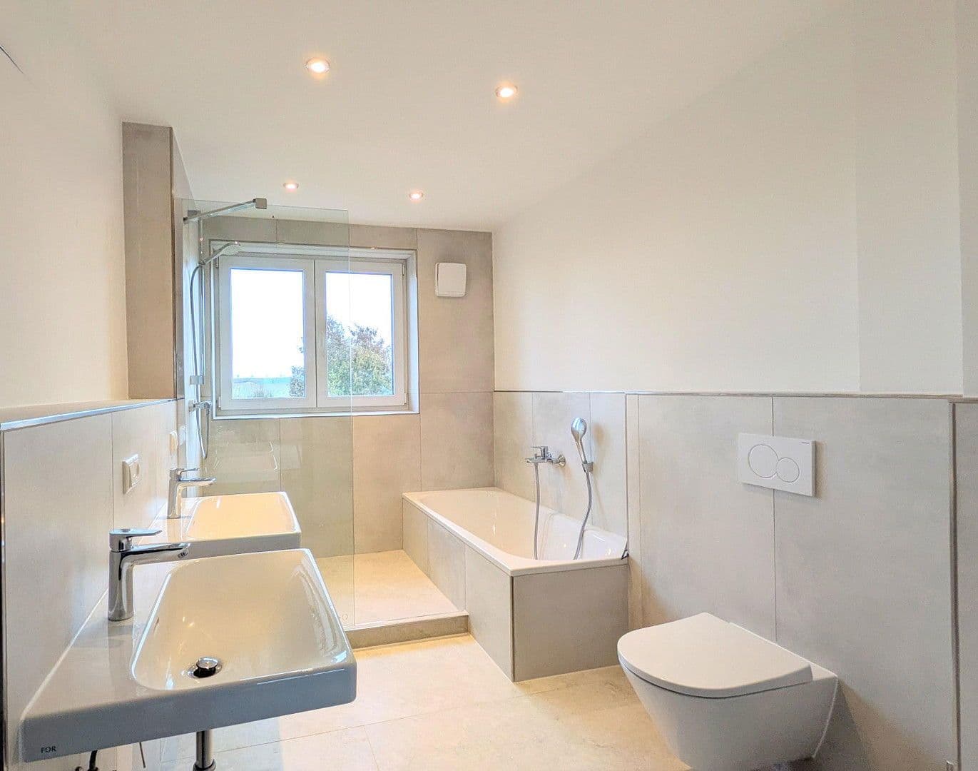 4 bedroom flat to rent, 110 m², Schöneck, Hesse 4 bedroom flat to rent, 110 m², Schöneck, Hesse