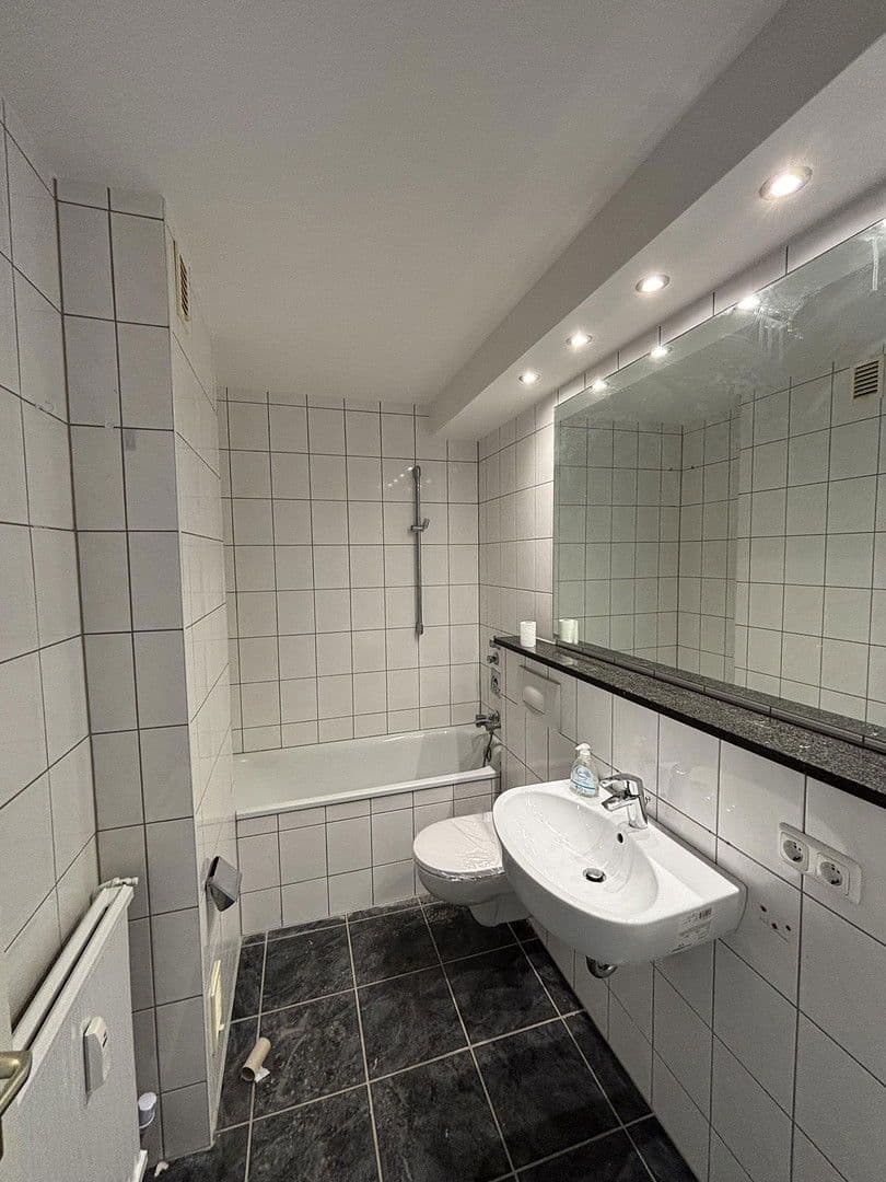 2 bedroom flat to rent, 54 m², Hohenzollernstraße 262, Mönchengladbach, North Rhine-Westphalia 2 bedroom flat to rent, 54 m², Hohenzollernstraße 262, Mönchengladbach, North Rhine-Westphalia