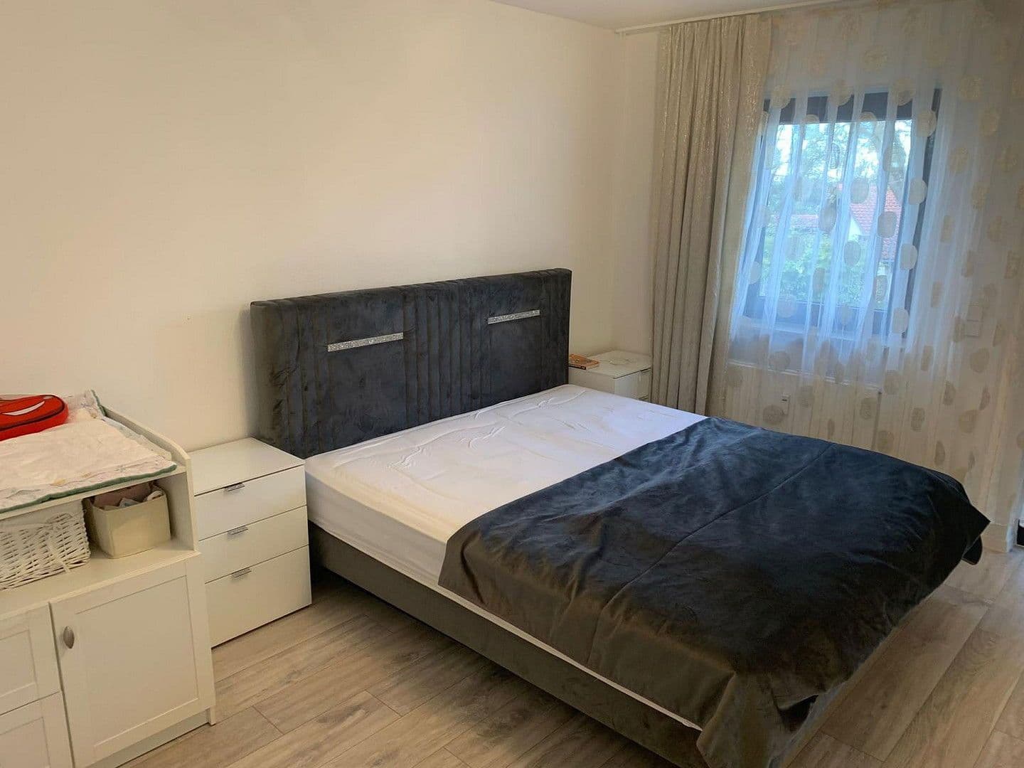 2 bedroom with open-plan kitchen flat to rent, 98 m², Leonberg, Baden-Württemberg 2 bedroom with open-plan kitchen flat to rent, 98 m², Leonberg, Baden-Württemberg