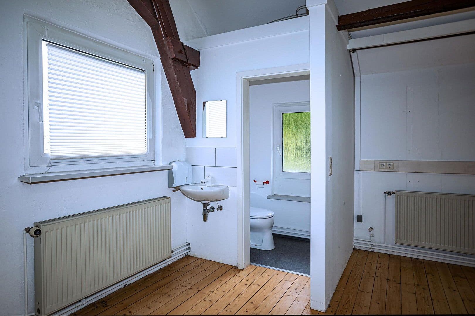 office to rent, 122 m², Schiltachstraße 44, Schramberg, Baden-Württemberg office to rent, 122 m², Schiltachstraße 44, Schramberg, Baden-Württemberg