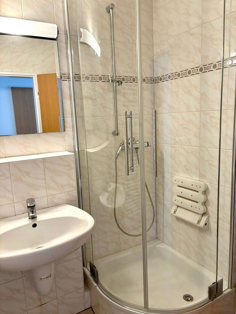 2 bedroom flat to rent, 52 m², Schloßstraße 58, Düsseldorf, North Rhine-Westphalia 2 bedroom flat to rent, 52 m², Schloßstraße 58, Düsseldorf, North Rhine-Westphalia