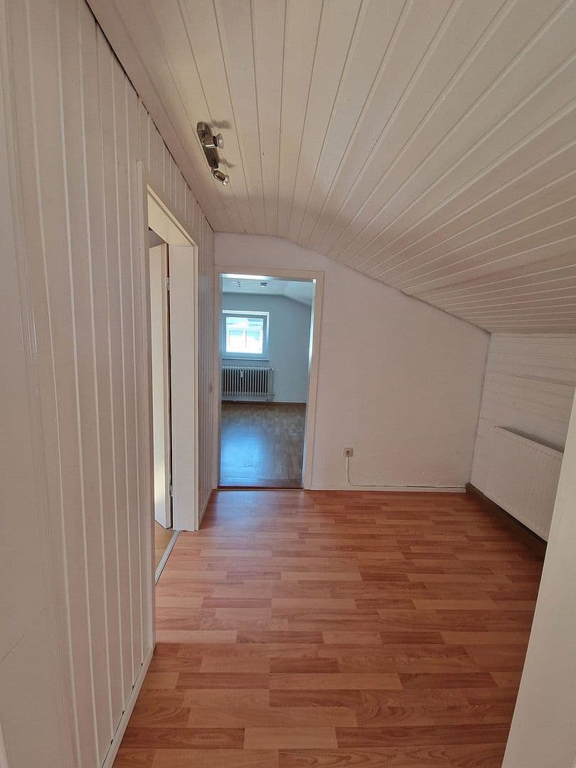 1 bedroom with open-plan kitchen flat to rent, 65 m², Birkelweg 36, Steinheim am Albuch, Baden-Württemberg 1 bedroom with open-plan kitchen flat to rent, 65 m², Birkelweg 36, Steinheim am Albuch, Baden-Württemberg