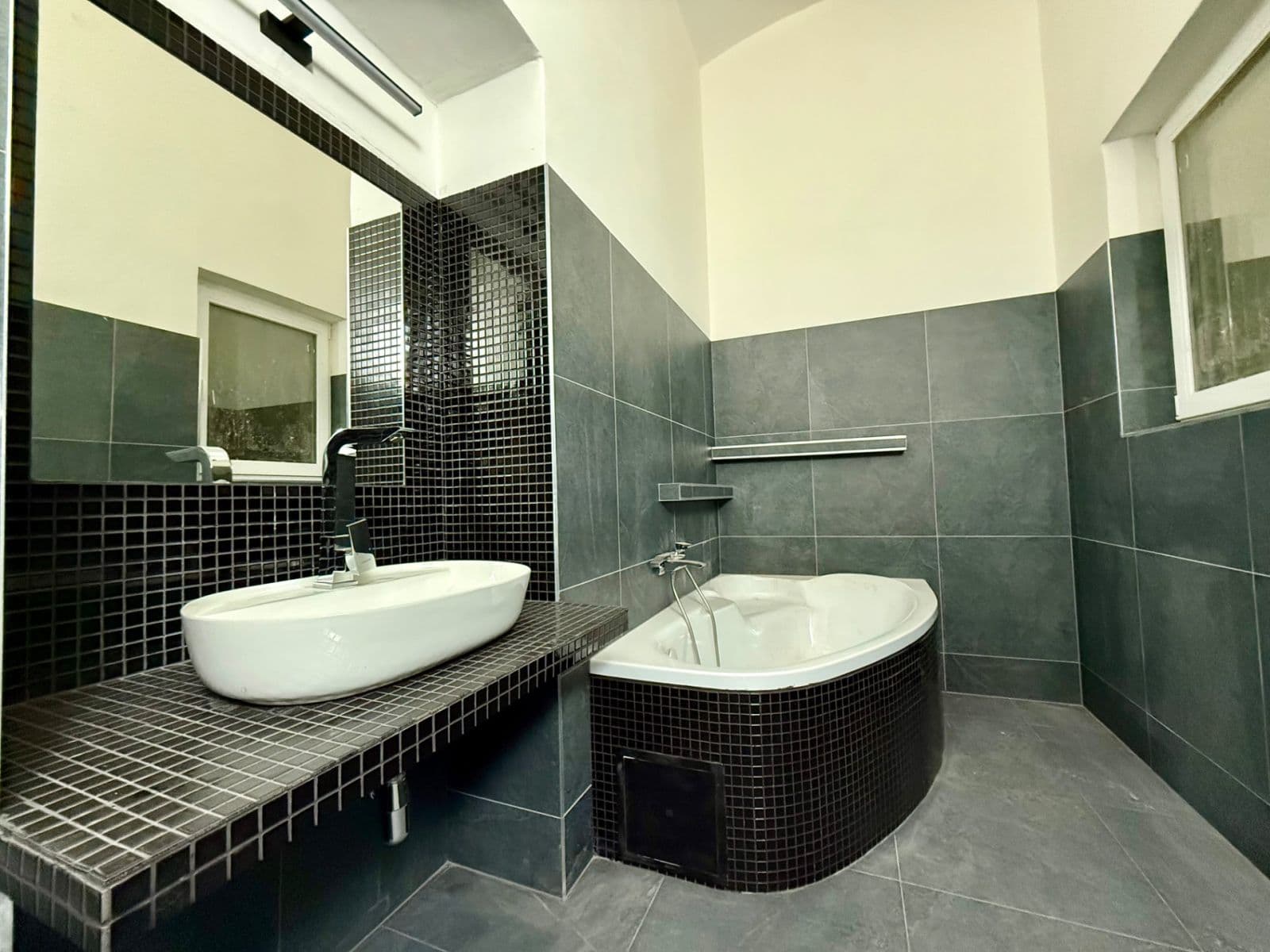 5 bedroom flat to rent, 166 m², Zámecká, Ostrava, Moravskoslezský Region 5 bedroom flat to rent, 166 m², Zámecká, Ostrava, Moravskoslezský Region