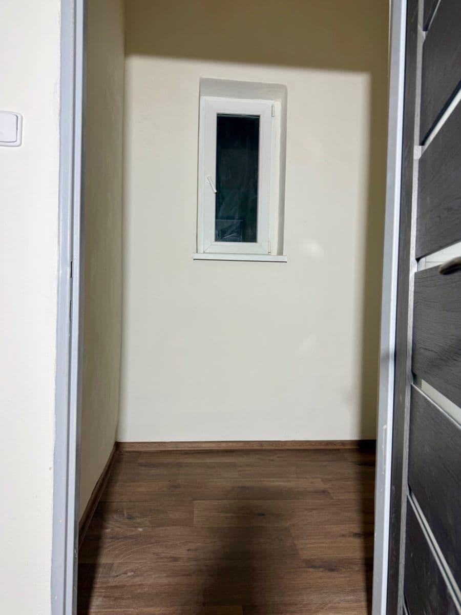 5 bedroom flat to rent, 166 m², Zámecká, Ostrava, Moravskoslezský Region 5 bedroom flat to rent, 166 m², Zámecká, Ostrava, Moravskoslezský Region