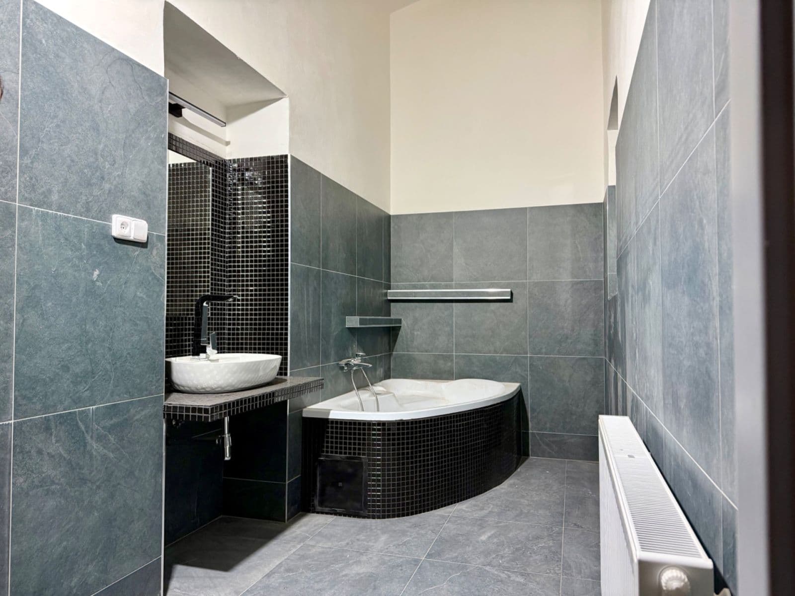 5 bedroom flat to rent, 166 m², Zámecká, Ostrava, Moravskoslezský Region 5 bedroom flat to rent, 166 m², Zámecká, Ostrava, Moravskoslezský Region