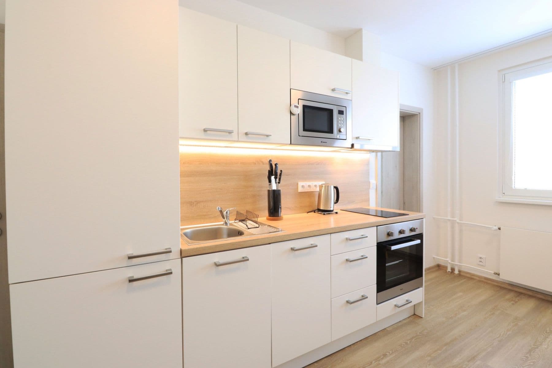 1 bedroom with open-plan kitchen flat to rent, 37 m², Topolová, Prague, Prague 1 bedroom with open-plan kitchen flat to rent, 37 m², Topolová, Prague, Prague
